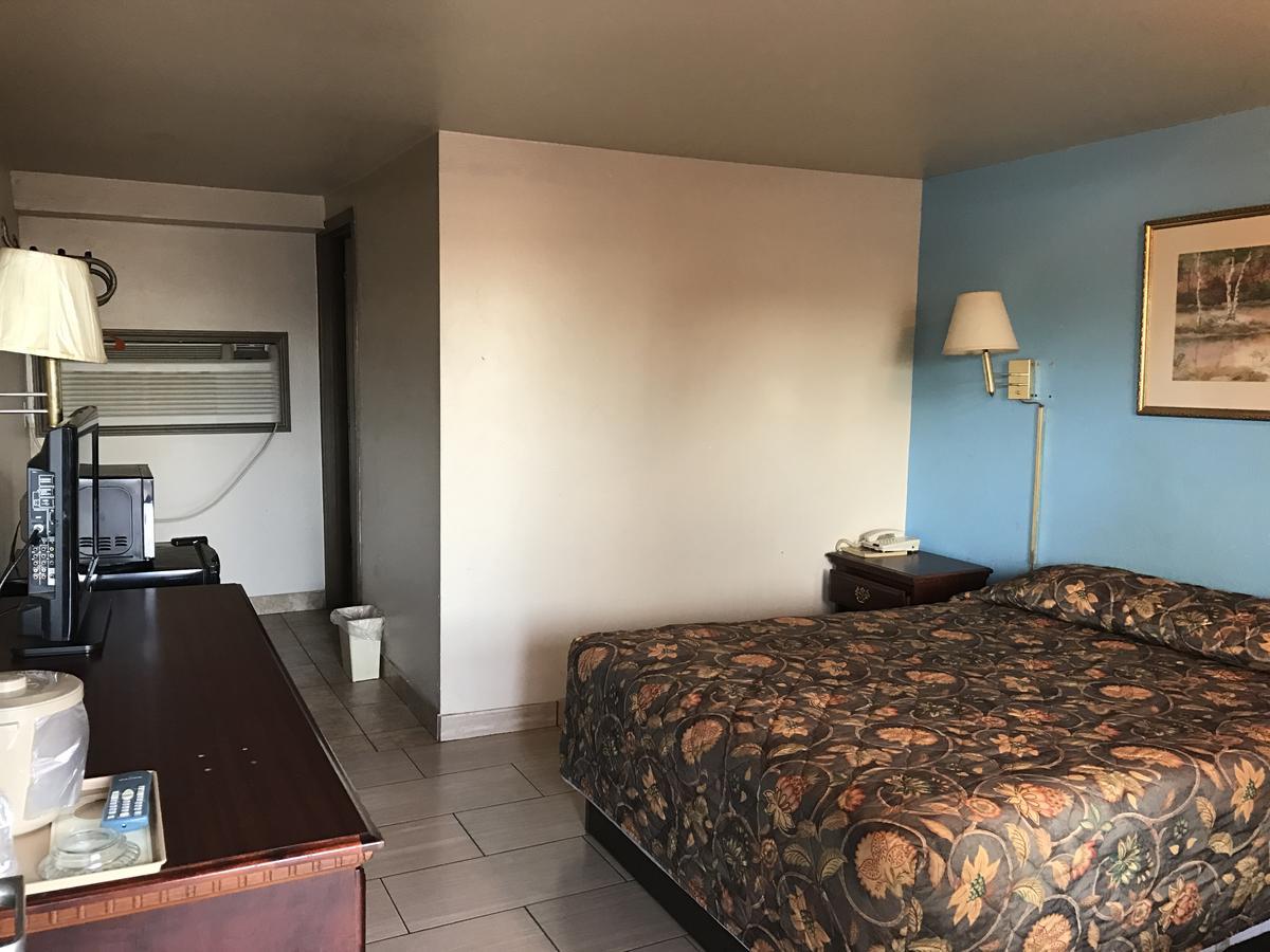 Hwy Express Inn & Suites Stillwater Esterno foto