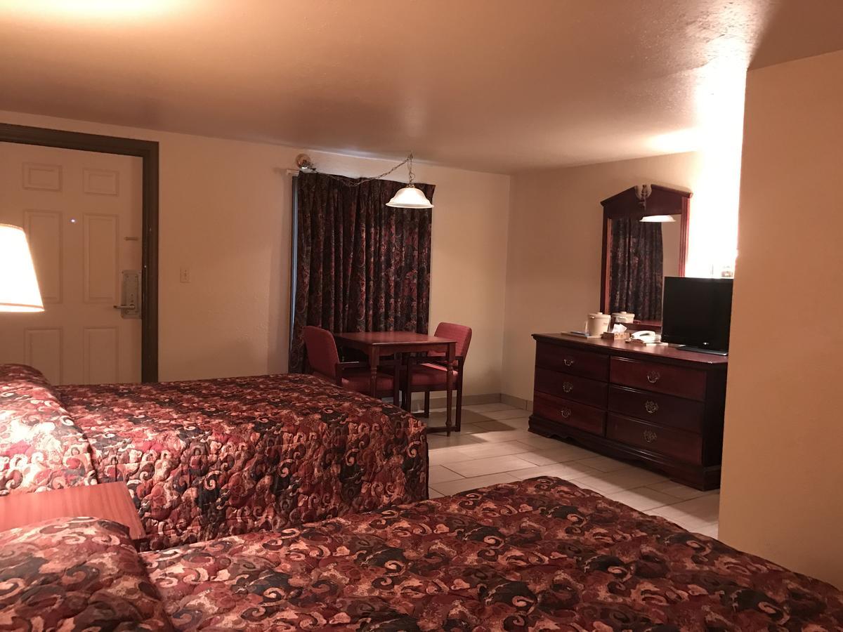 Hwy Express Inn & Suites Stillwater Esterno foto